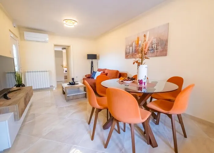 아파트 Laganini 노비비노돌스키